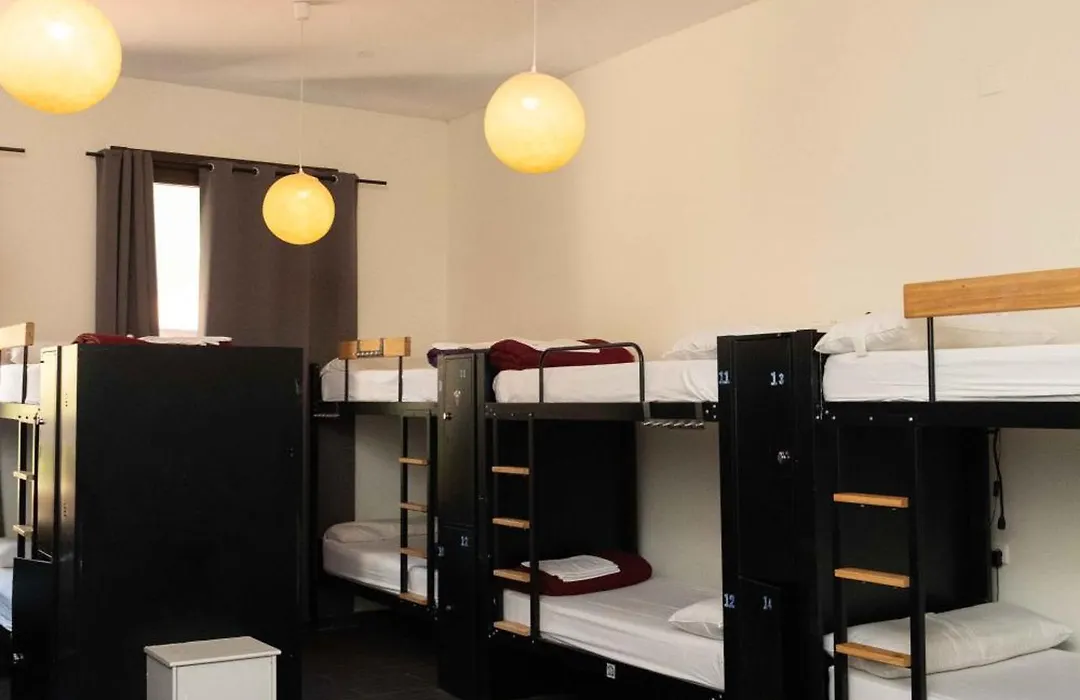 360 Hostel Borne-1